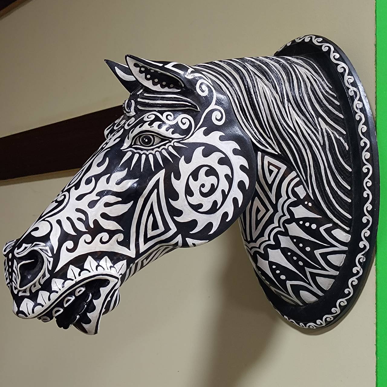 Horse / zebra heads – wooden 馬頭 / 斑馬頭 - 木製